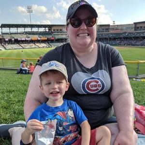 Meet your Posher, Holly